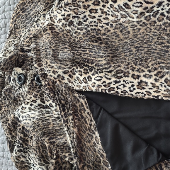 DREW Crop Jacket - Picture 11 of 13